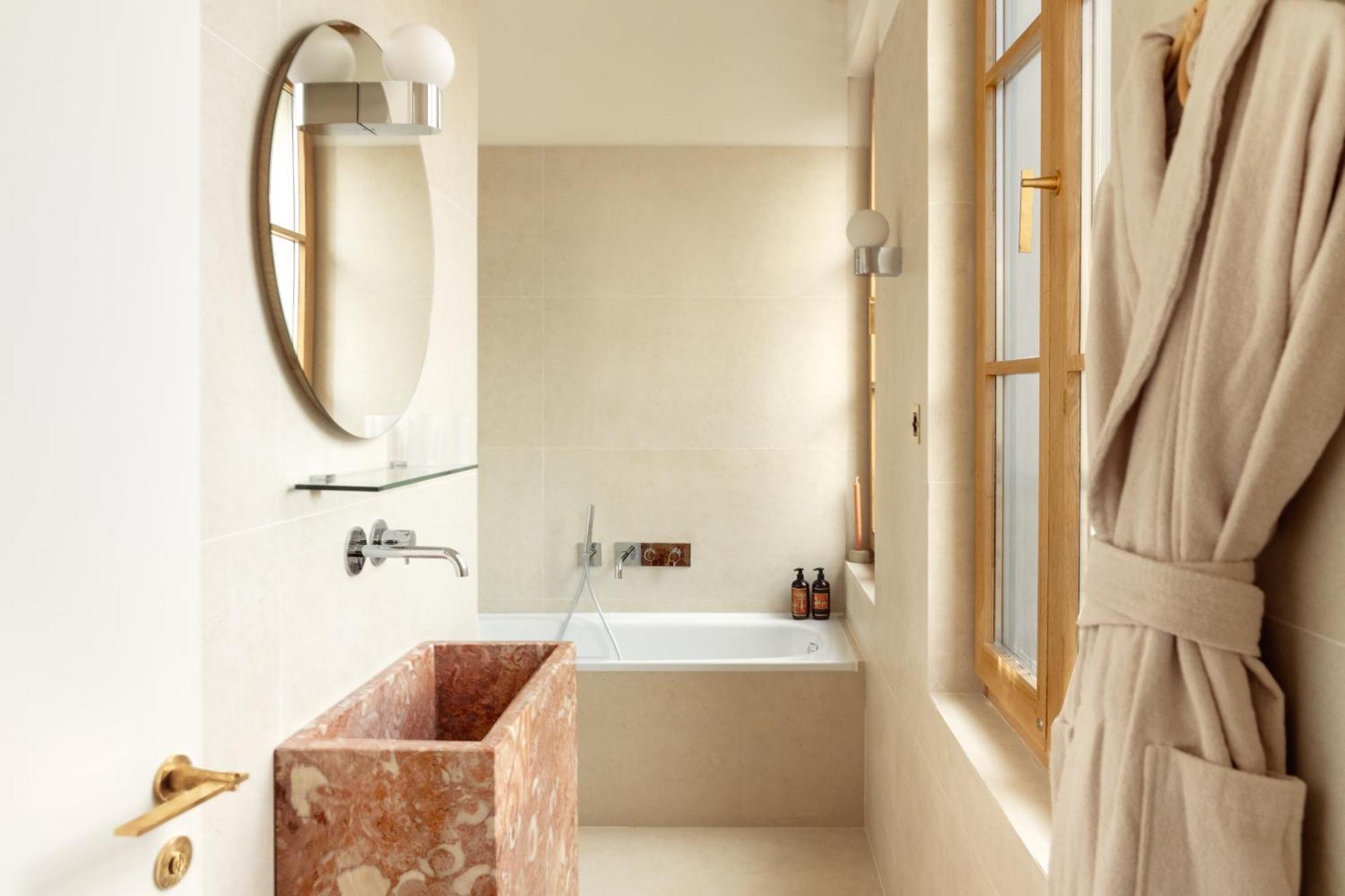 Elysee Montmartre Hotel パリ エクステリア 写真
