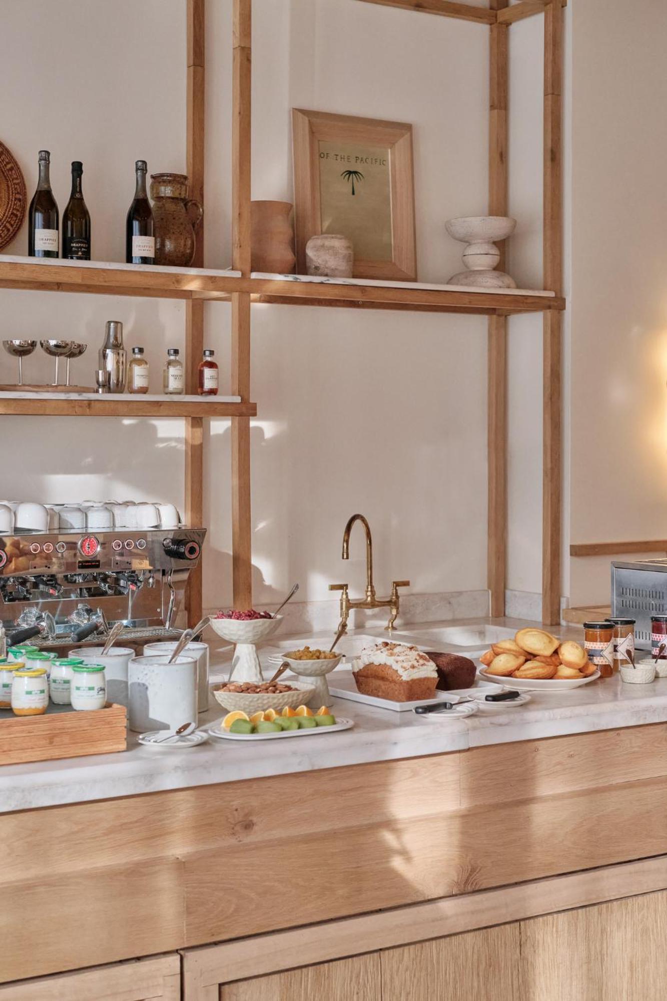 Elysee Montmartre Hotel パリ エクステリア 写真